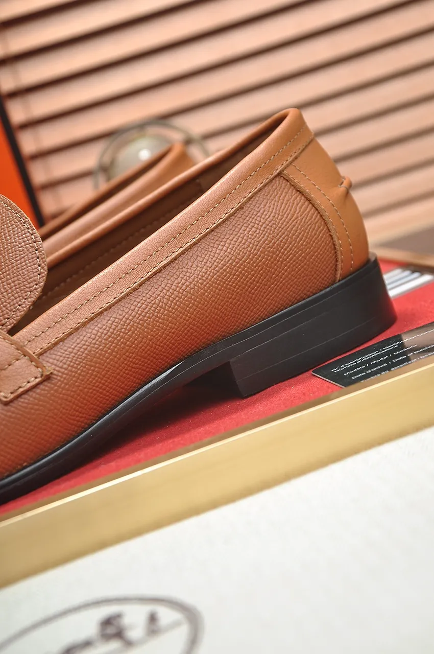 Men's shoes💰540💶[HERMES] (cowhide lining)🍀Italian top luxury🍀He does not pursue novel styles and gorgeous colors, but attracts the favor of successful men with his flawless, elegant and classic style. Formal leather shoes This very comfortable, simple and stable style allows you to easily match any style! The pattern is absolutely 1:1 refined from the original case, and we strive for excellence in materials, imported cowhide + cowhide lining💪💪💪extraordinary texture👍! .Code number: 38-45 (45 customized)